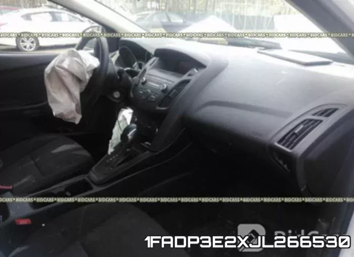 1FADP3E2XJL266530 фото 6