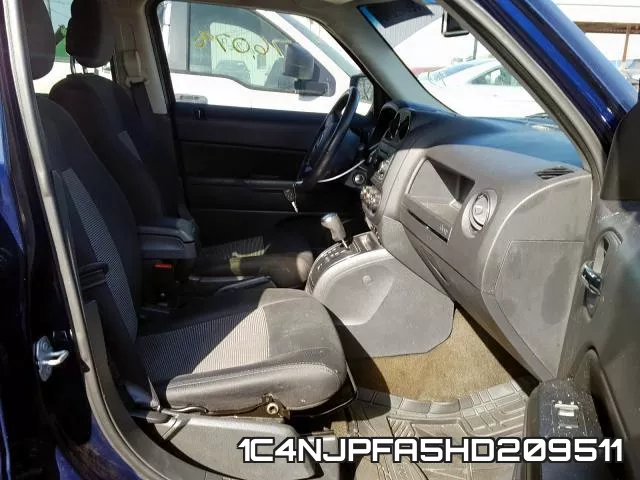 1C4NJPFA5HD209511 фото 6