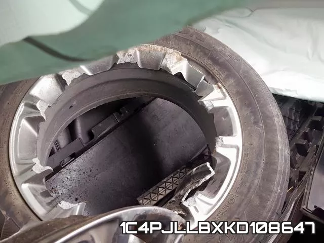 1C4PJLLBXKD108647 фото 7