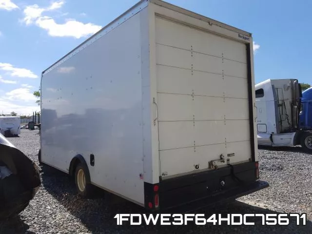 1FDWE3F64HDC75671 фото 4