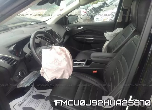 1FMCU0J92HUA25870 фото 6