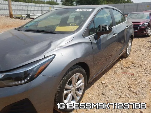 1G1BE5SM9K7123788 фото 10