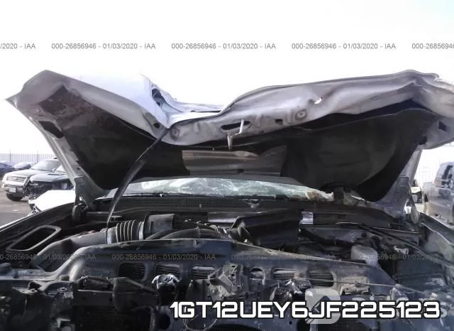 1GT12UEY6JF225123 фото 2