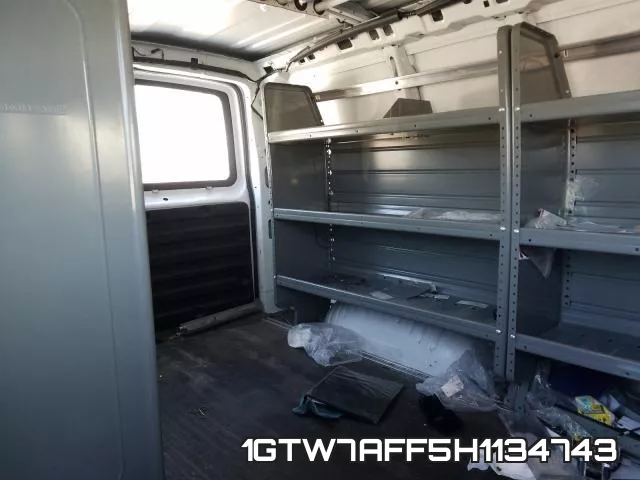 1GTW7AFF5H1134743 фото 7