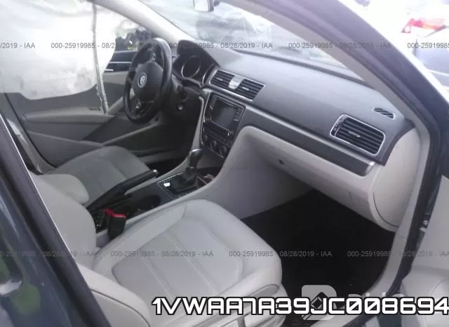 1VWAA7A39JC008694 фото 6