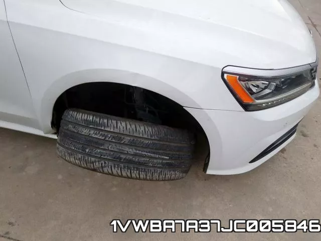 1VWBA7A37JC005846 фото 10