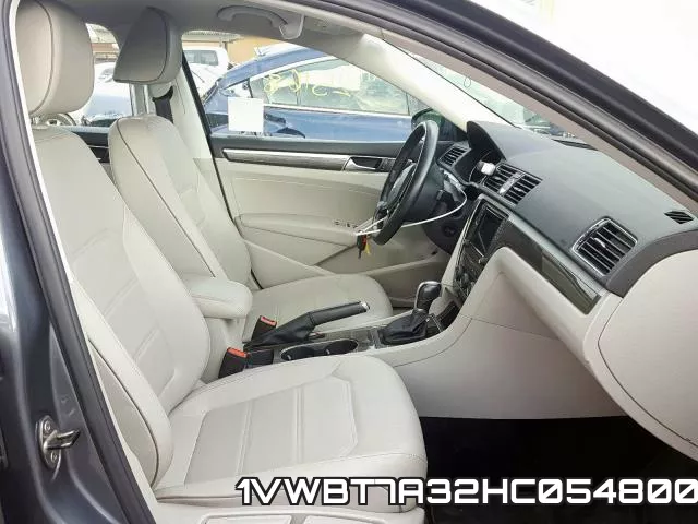 1VWBT7A32HC054800 фото 6