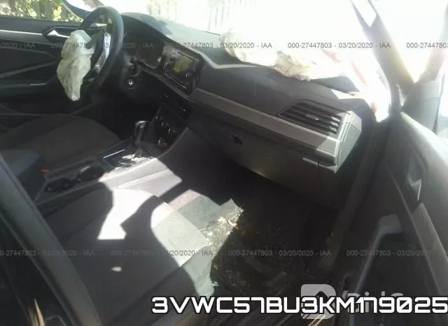 3VWC57BU3KM179025 фото 6