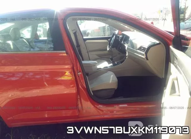 3VWN57BUXKM119073 фото 6