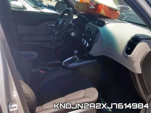 KNDJN2A2XJ7614984 фото 6