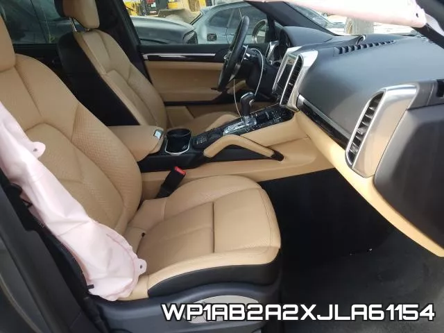 WP1AB2A2XJLA61154 фото 6