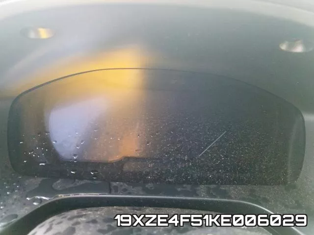 19XZE4F51KE006029 фото 9