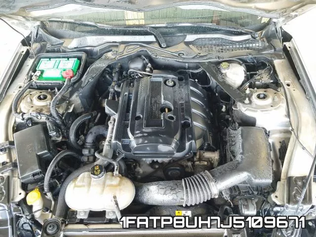 1FATP8UH7J5109671 фото 8