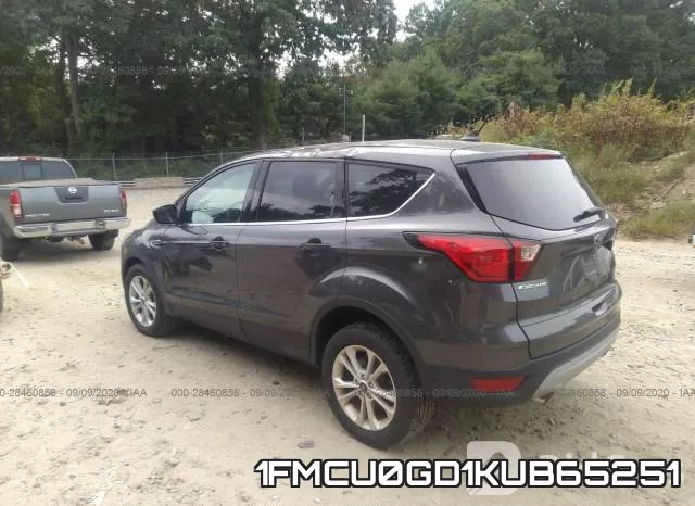 1FMCU0GD1KUB65251 фото 4