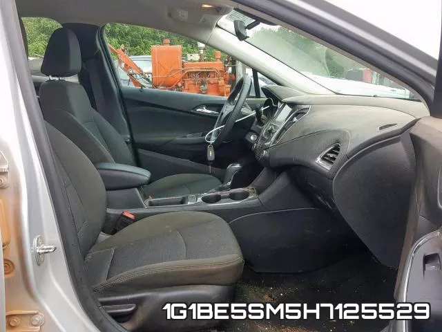 1G1BE5SM5H7125529 фото 6