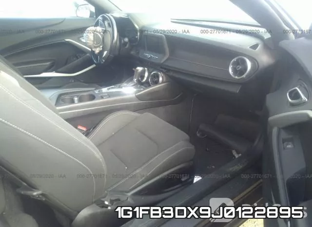 1G1FB3DX9J0122895 фото 6