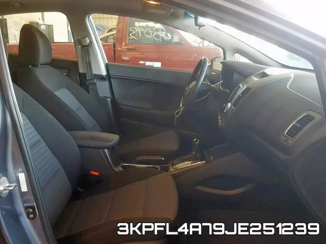 3KPFL4A79JE251239 фото 6