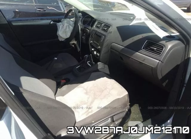 3VW2B7AJ0JM212170 фото 6