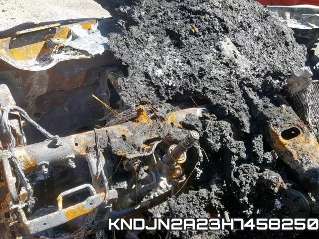 KNDJN2A23H7458250 фото 9