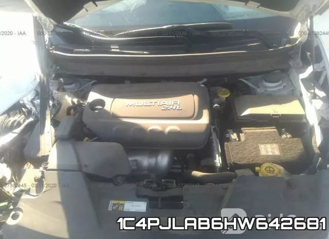 1C4PJLAB6HW642681 фото 2