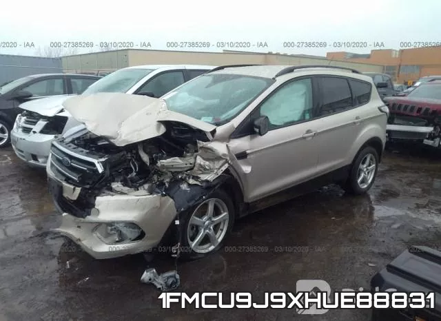 1FMCU9J9XHUE88831 фото 3