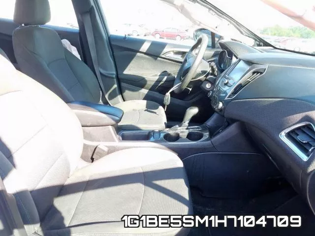 1G1BE5SM1H7104709 фото 6