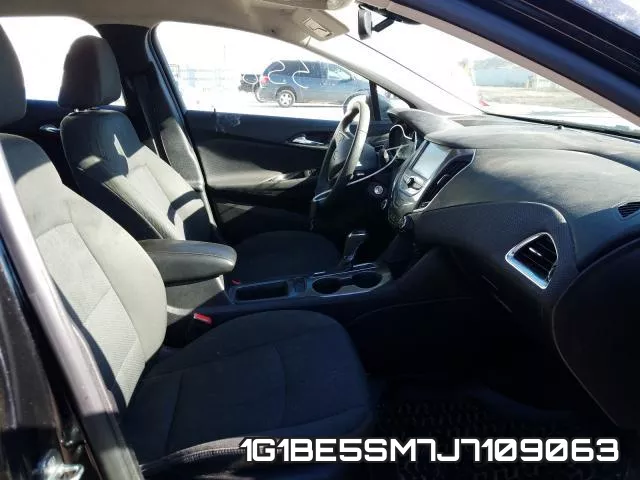 1G1BE5SM7J7109063 фото 6