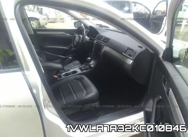 1VWLA7A32KC010846 фото 6