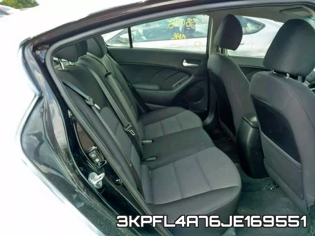 3KPFL4A76JE169551 фото 7