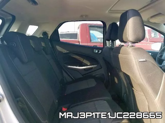MAJ3P1TE1JC228665 фото 7