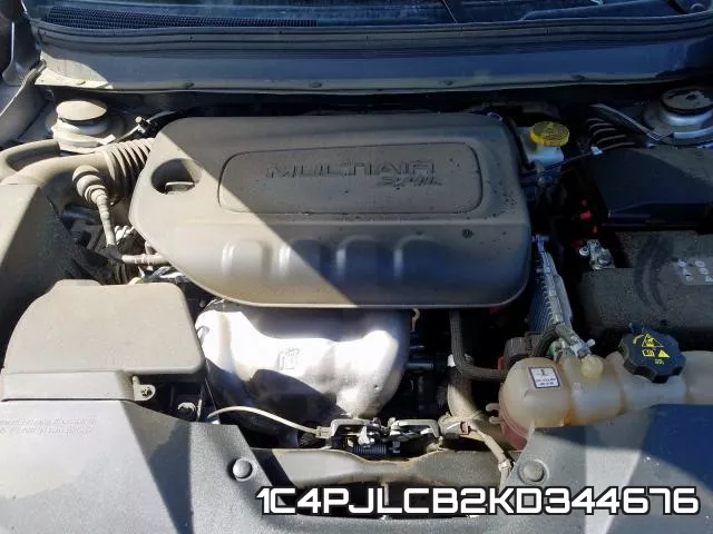1C4PJLCB2KD344676 фото 8