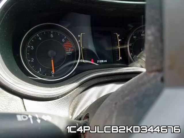 1C4PJLCB2KD344676 фото 9