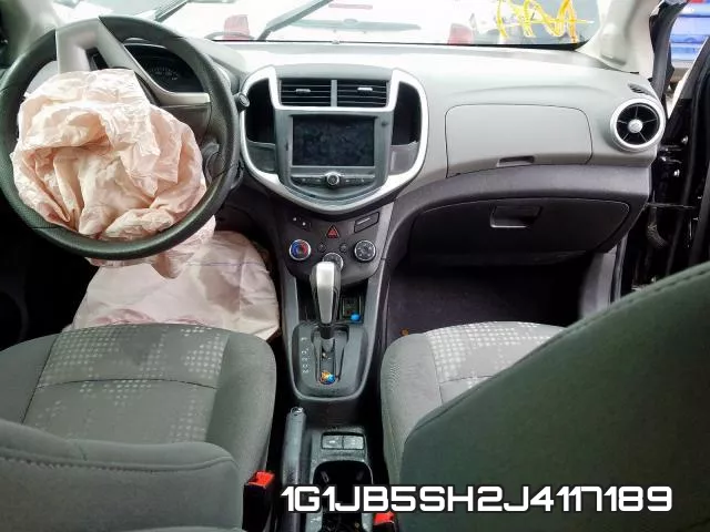 1G1JB5SH2J4117189 фото 10