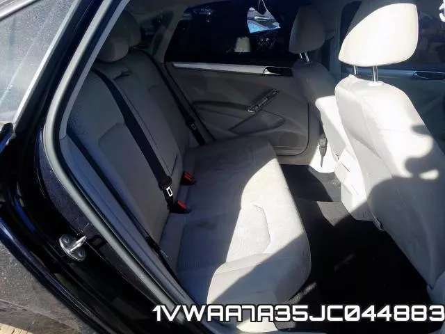 1VWAA7A35JC044883 фото 7