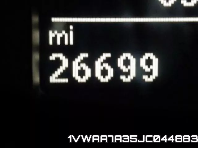 1VWAA7A35JC044883 фото 9