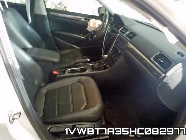 1VWBT7A35HC082977 фото 6