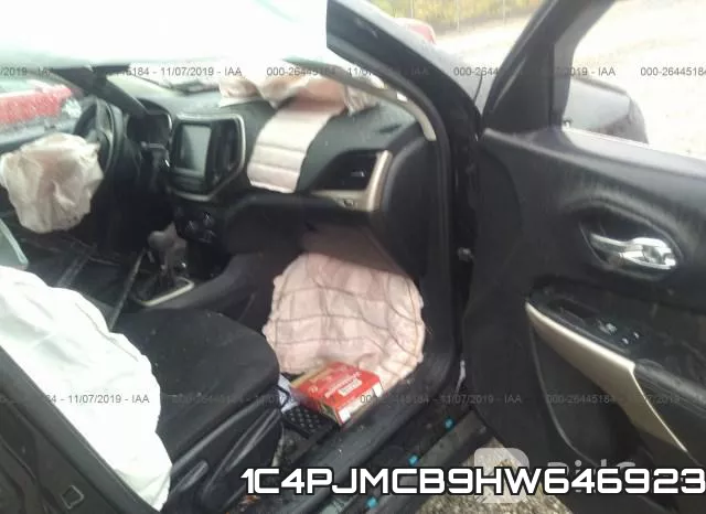 1C4PJMCB9HW646923 фото 6