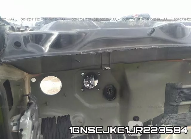 1GNSCJKC1JR223584 фото 8