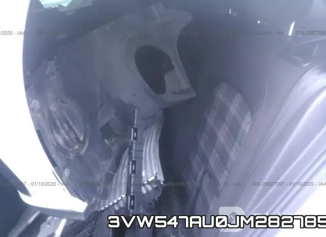 3VW547AU0JM282785 фото 9