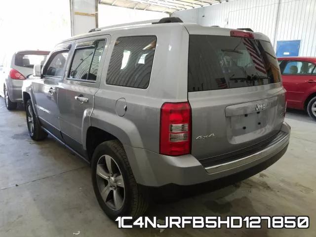 1C4NJRFB5HD127850 фото 4