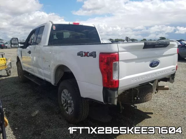 1FT7X2B65KEE37604 фото 4