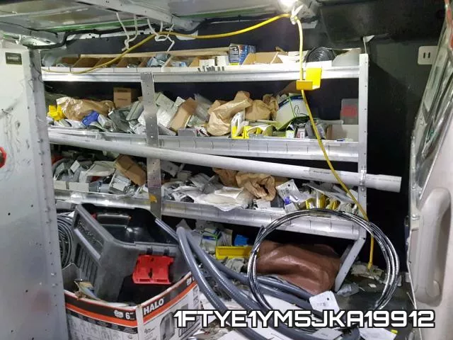1FTYE1YM5JKA19912 фото 7