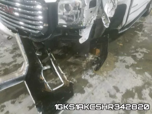 1GKS1AKC5HR342820 фото 10