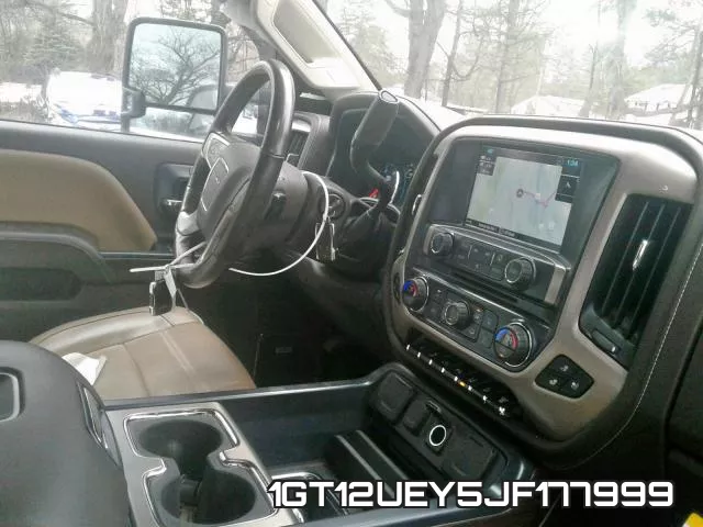 1GT12UEY5JF177999 фото 6