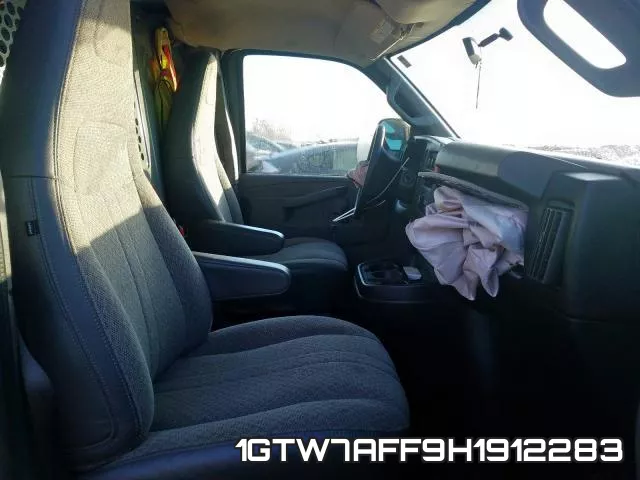 1GTW7AFF9H1912283 фото 6