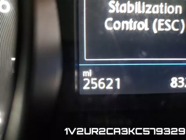 1V2UR2CA3KC579329 фото 9