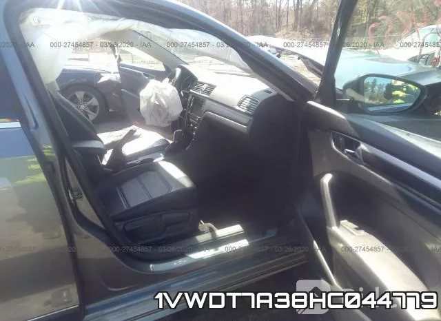 1VWDT7A38HC044779 фото 6