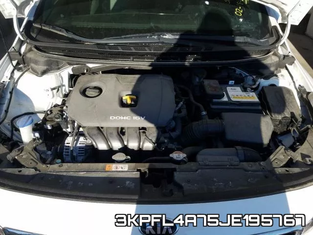 3KPFL4A75JE195767 фото 8