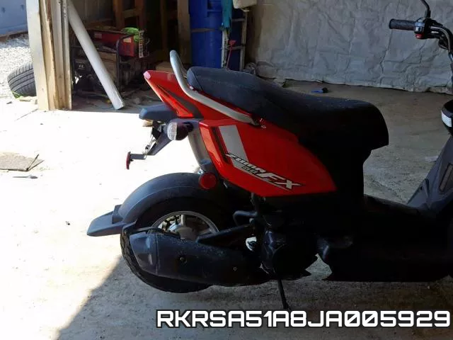 RKRSA51A8JA005929 фото 7