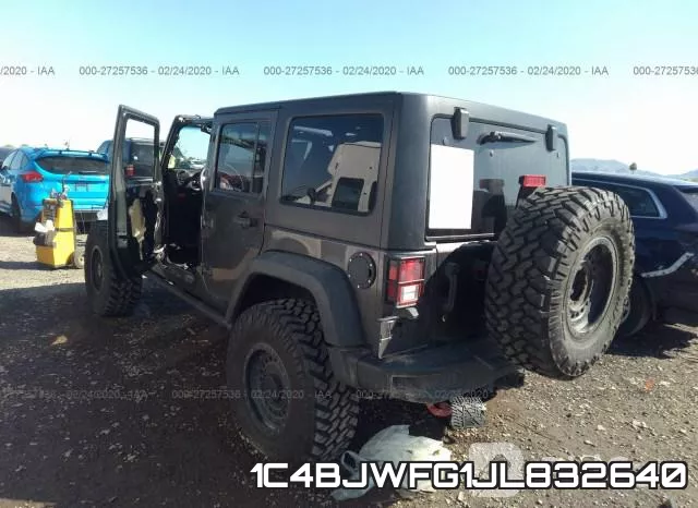 1C4BJWFG1JL832640 фото 4